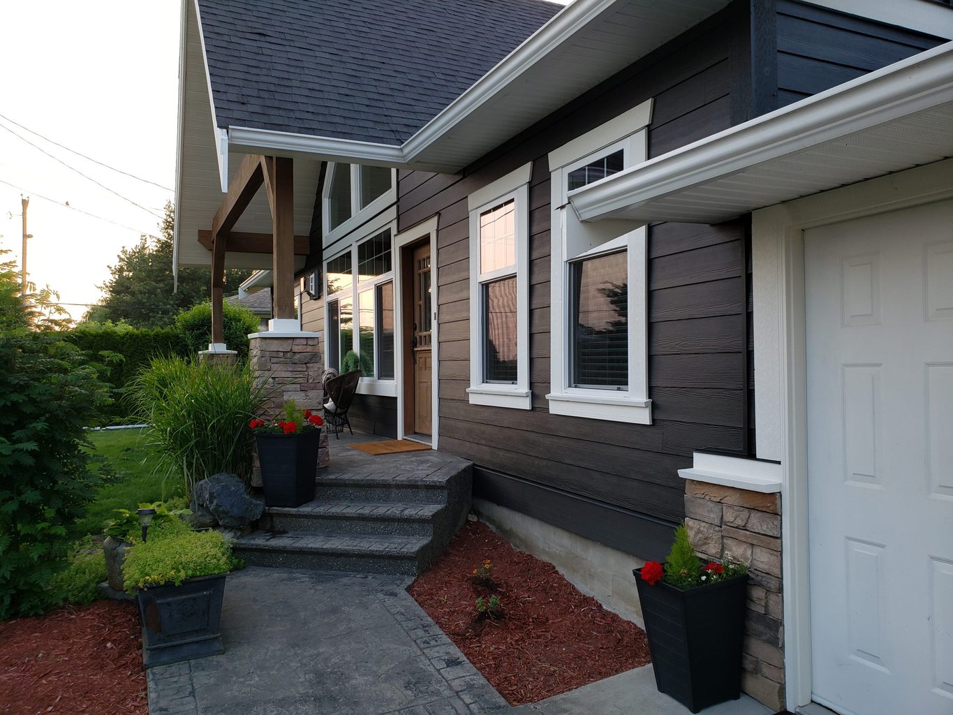 Interior & Exterior House Painters in Squamish Top Coats Professional Painting